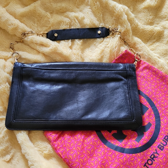 Tory Burch Reva Clutch in EXCELLENT condition - Picture 6 of 6
